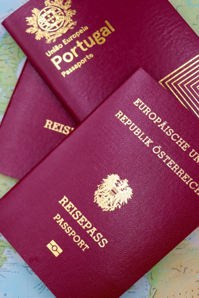 European passports on a world map, representing Turkey e-Visa and visa-free entry requirements