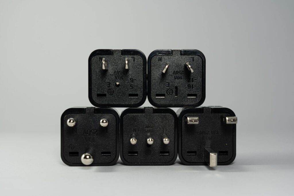 Wall sockets and plugs, showing the round-pin European plug type used in Turkey